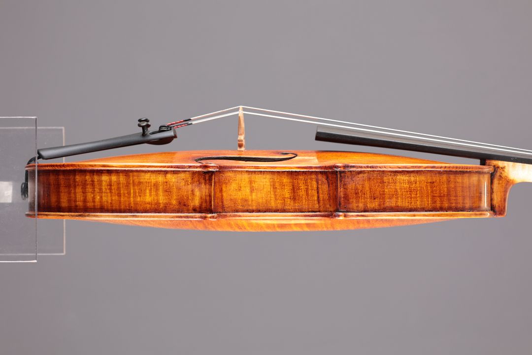 Leonhardt Rainer W. - Mittenwald Anno 2026 - Braunbärchen - 3/4 Geige - G-096k